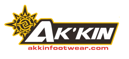 akkinfootwear.com